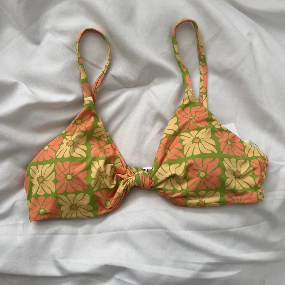 Dippin’ Daisy’s Knotted Bikini Top